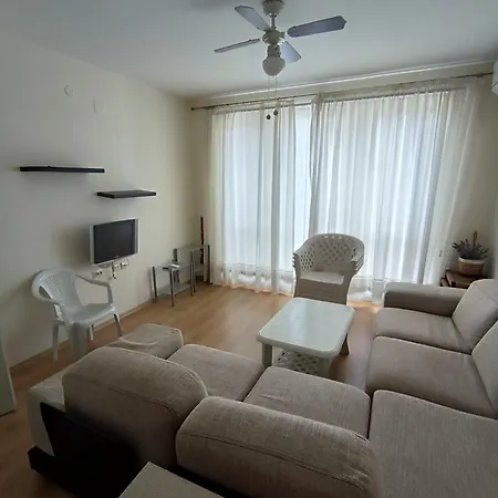 Psb In Flores Park Slantchev Briag